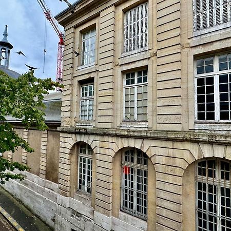 Gerard, Appartement Central Avec Parking Prive Rouen Extérieur photo